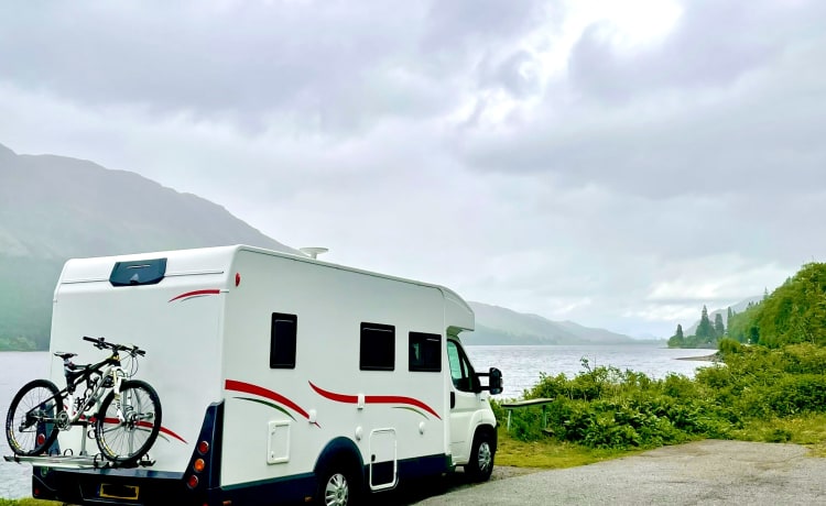 Fantastisches Wohnmobil mit 4 Schlafplätzen