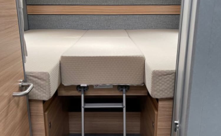 2021 4 berth Dethleffs fixed bed MOHO with Garage