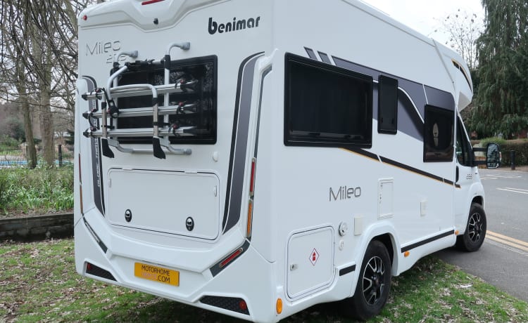 The campervan adventure  – Benimar Mileo 283 Auto 2020 with Sat nav (Insurance included)