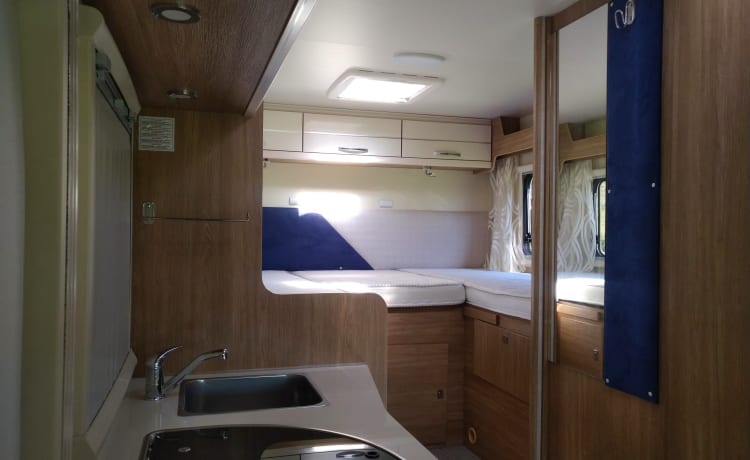 Merry Mary – Spacious Rimor 98p 2019 - Single beds - Pull-down bed - Air conditioning - Lots of sunlight