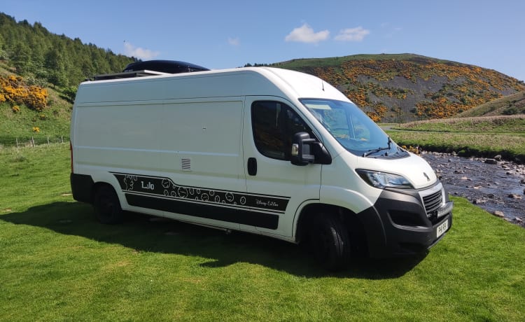 Lilo – Peugeot Boxer mit 5 Schlafplätzen aus dem Jahr 2015