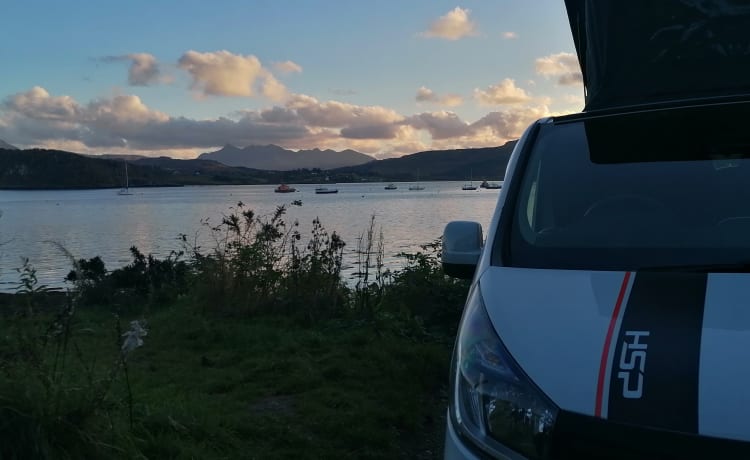 Renée – 4 berth Renault  Free insurance 