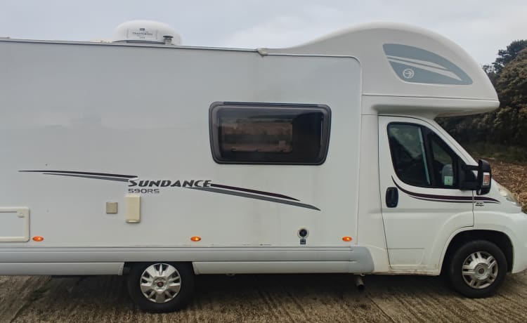 Poldark –  Uks most southerly 4 berth family motorhome