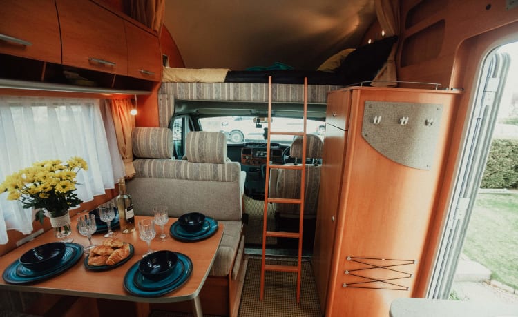 Alcôve familiale Hymer 6 couchages de 2007