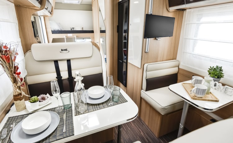 Mc Louis 222 - 4 seats/sleeps - A Perfect Getaway