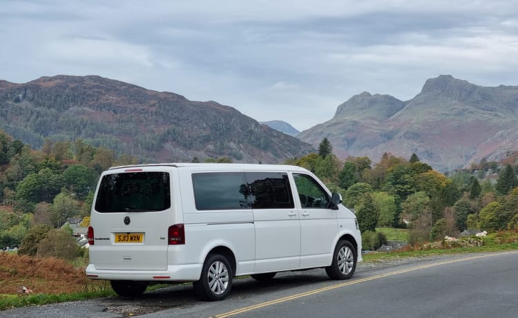 4 Schlafplätze VW T5 LWB – Lake District 