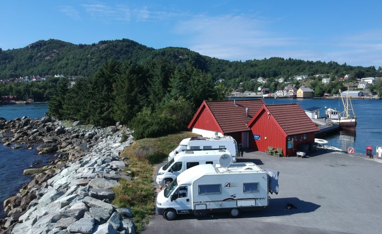 Perfecte camper voor uw perfecte vakantie – Ideal and complete camper for your perfect holiday