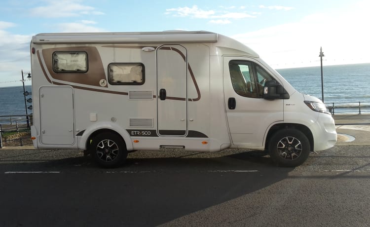 Joey – Luxe 2-persoons camper 2021