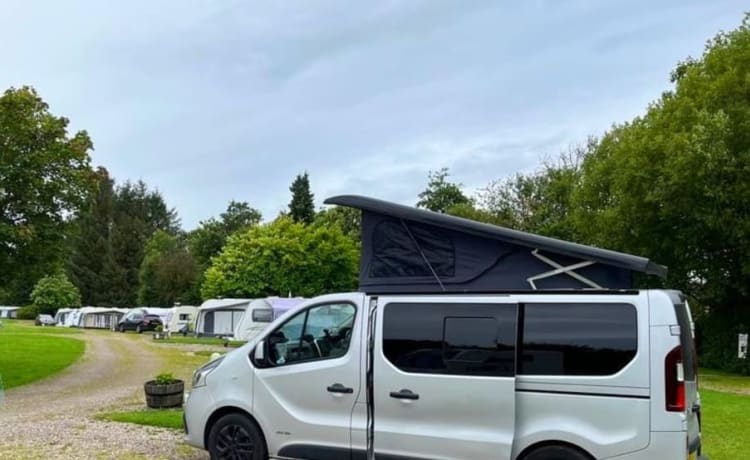 Trevor – 4 berth Renault campervan from 2016