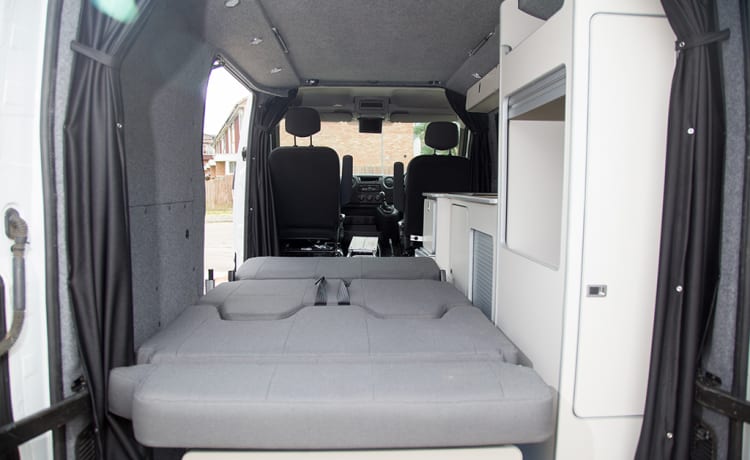 Jabby – Renault master campervan 