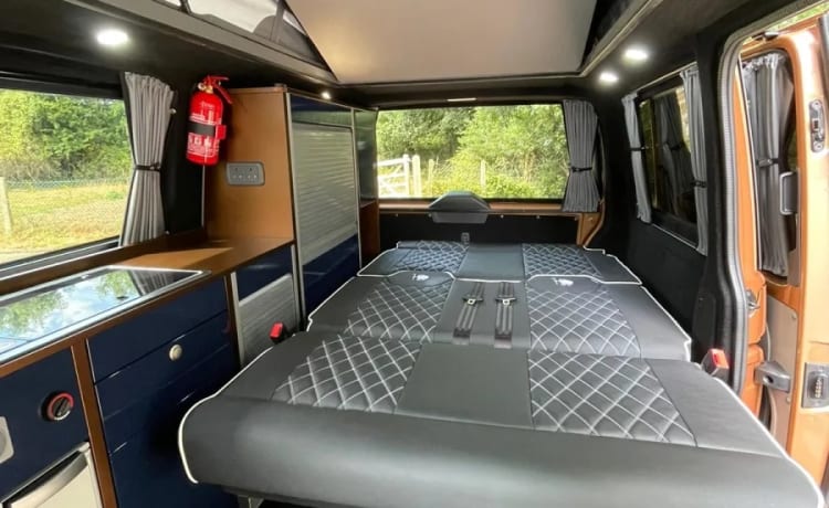 YS71WTG NOMAD –  Camper nomade con 4 posti letto