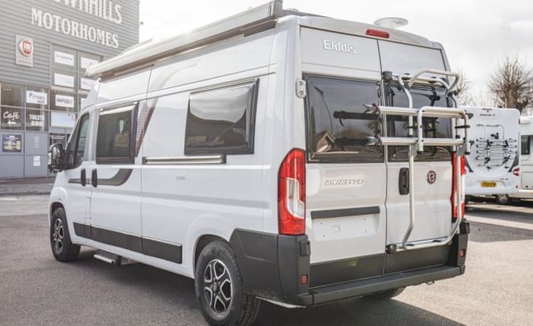 CV80 – Camper Fiat CV80 4 posti letto nuovo maggio 2023