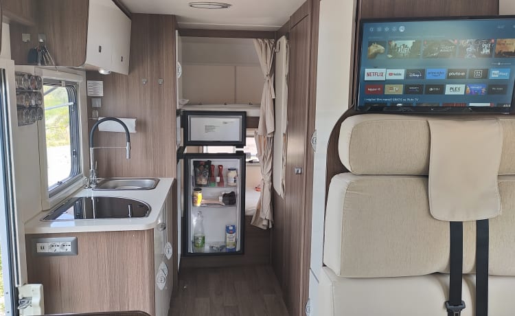 Coraggio – Family camper for 7 people ideal for a free stopover