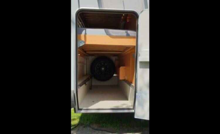 "Campie" – Hymer alcove from 2005