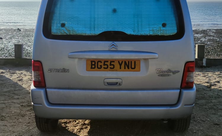 Bonnie – Citroen Berlingo Multispace Mini Camper