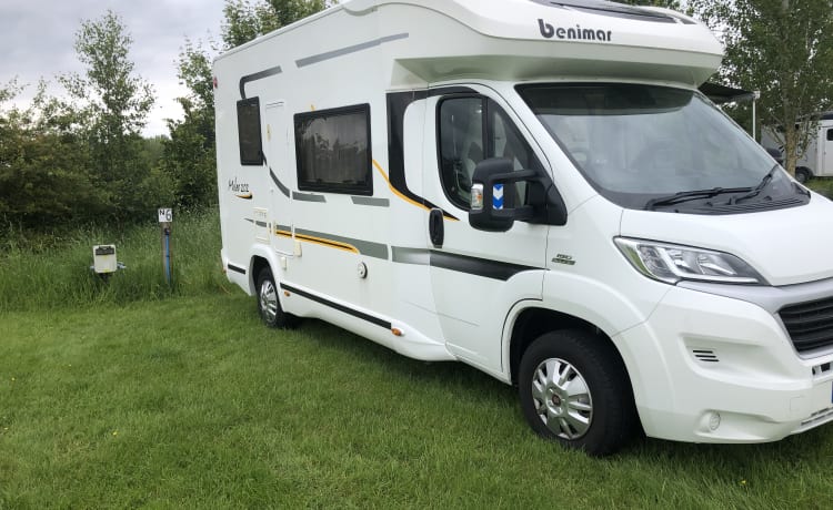 Beni – Drive and enjoy, in our comfy and compact motorhome.