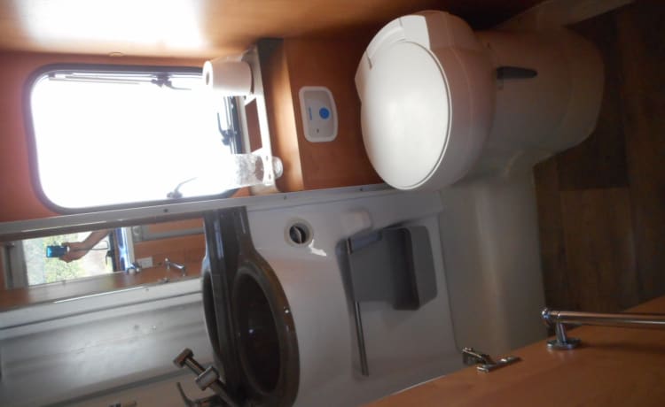 EASY 8 NOLEGGIO CAMPER BASTA ARRIVARE E PARTIRE