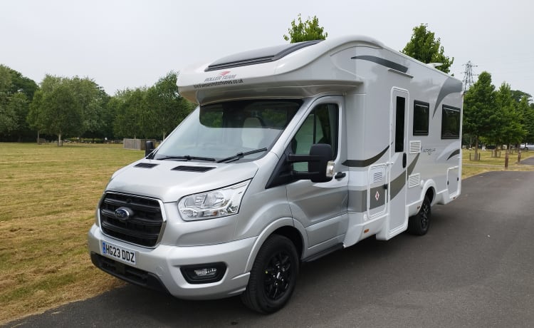 Brand New Roller Team Auto Roller 747, 6  Berth Luxury Motorhome