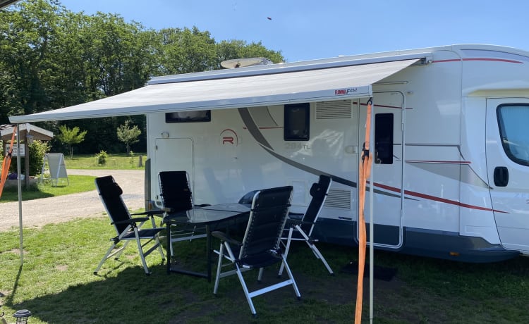 Rollerteam – Fully furnished 4p.camper ready for super free vacation