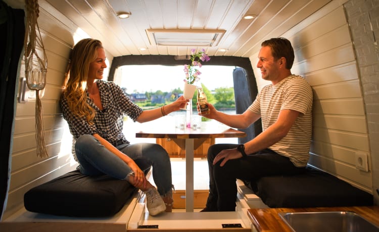 Second love: een camper om verliefd op te worden! – Sfeervolle, avontuurlijke Volkswagen Crafter