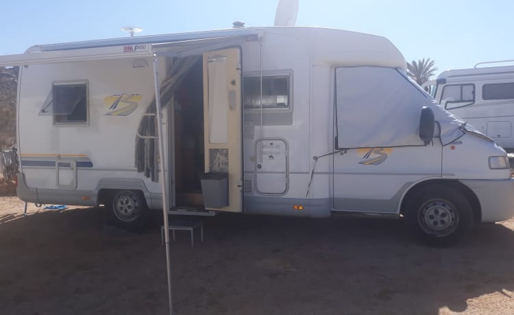  MIMI – NOLEGGIO CAMPER