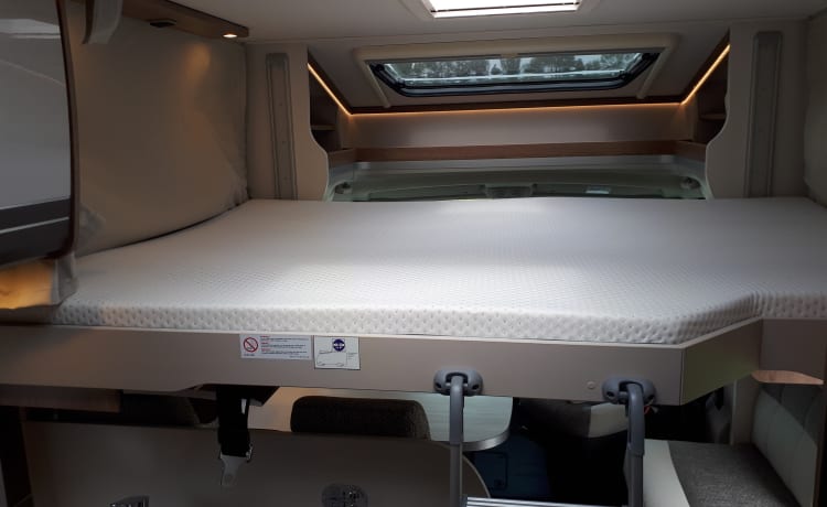 Trend 7057EB 1 – Dethleffs camper for 2 to 4 people