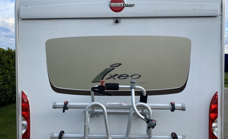 Burstner ixeo time 734 – Camper molto lussuoso letto matrimoniale aria condizionata Nespresso