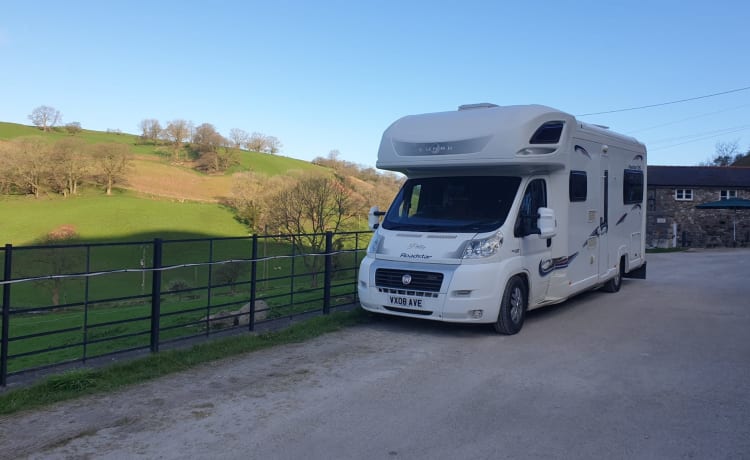 polly – 6 berth Fiat semi-integrated from 2008