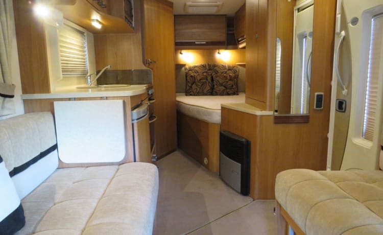 Wilma – Go OUT OUT in Wilma, 2 Seat belt, 4 berth Other semi-integrated from 2011