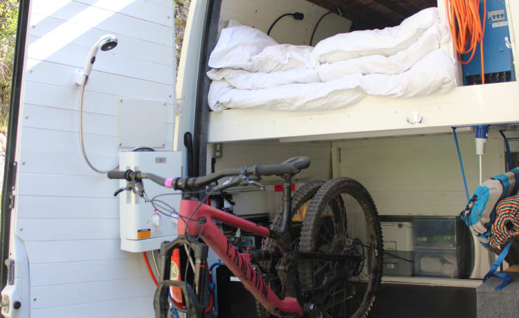 Milo – 2 berth Off-Grid Adventure Van 