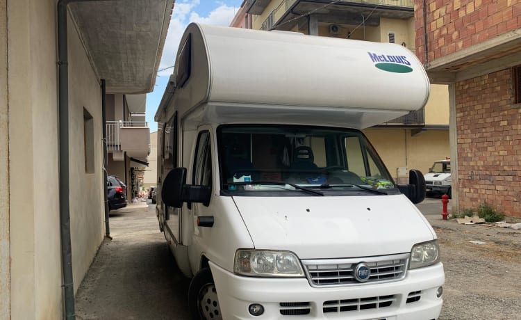 CapoCamper – Mec Luis 560 7 places 