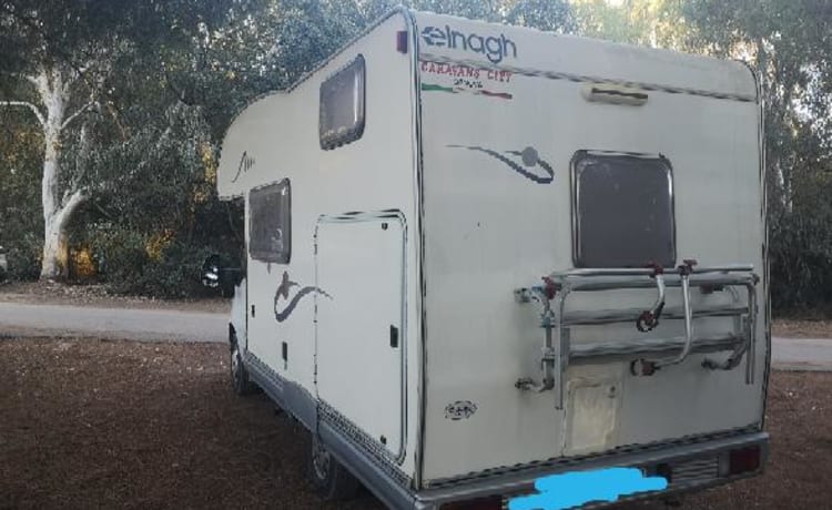 ERCOLITO  – Camper mansardato compatto   