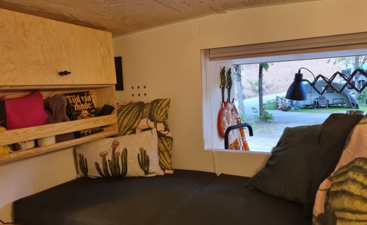 Van De Wereld – Van de wereld met een design camper