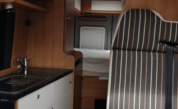 Bob de camper! – Fiat Ducato – 2 Personen – komplett ausgestattet