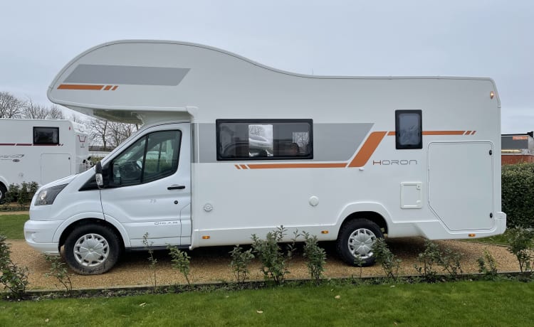 Ford Ci Horon 170PK, travel comfortably with this practical mobile home