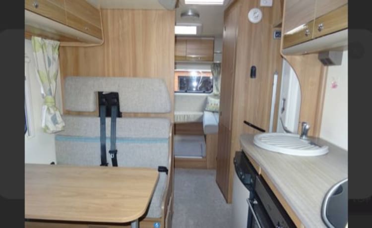 6 berth Bailey semi-integrated from 2017