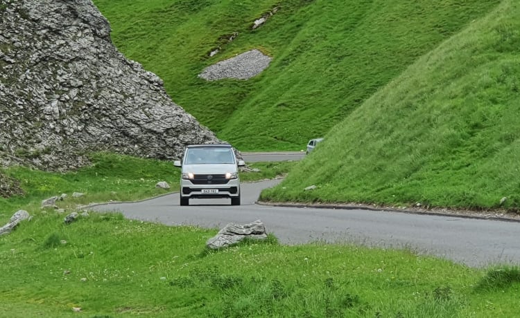 2021 Volkswagen T28 Camper