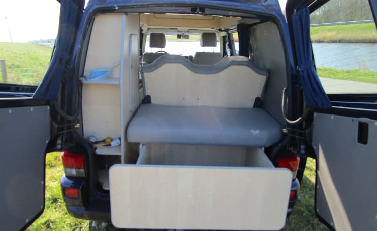 Super schöner VW T4 2.5 TDI für einen wunderschönen Wohnmobilurlaub.