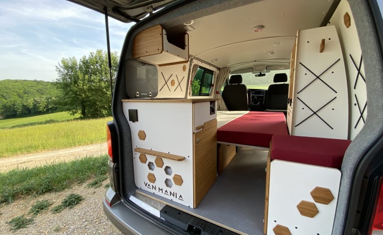 OTAGO – 3-seater fitted van - PARIS