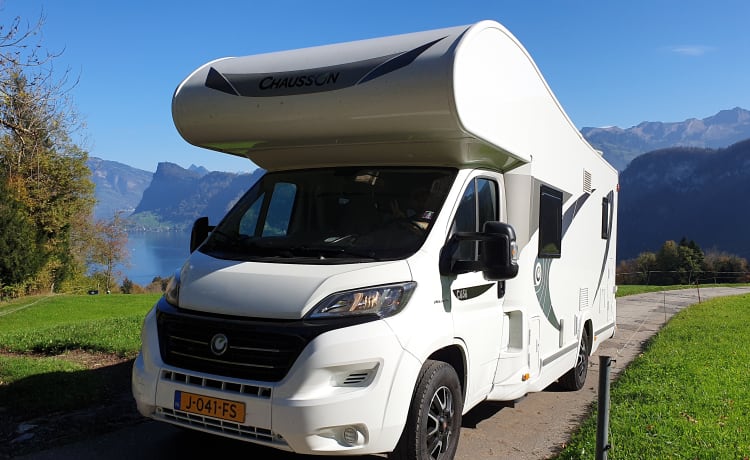 Luxe Familiecamper – Camper familiare di lusso, 6 posti letto, aria condizionata, Wifi