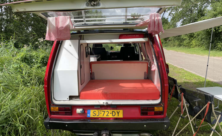 Lana – Volkswagen retro camper uit 1981