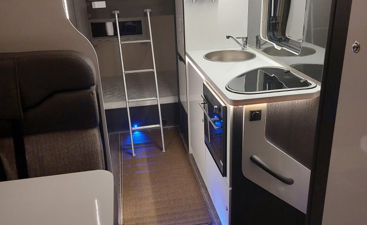 6 berth family motorhome 