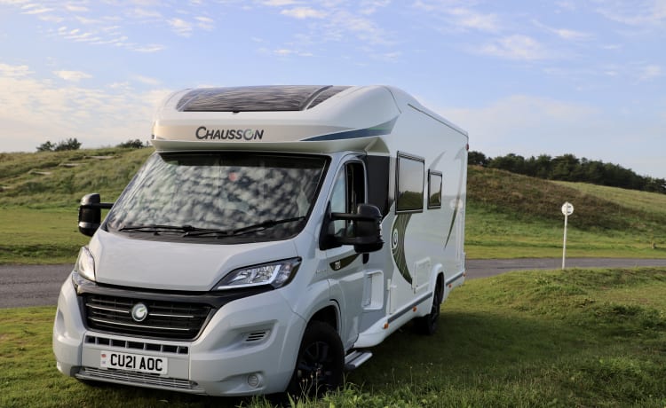 Morris the Motorhome – 5 berth Chausson semi-integrated from 2021