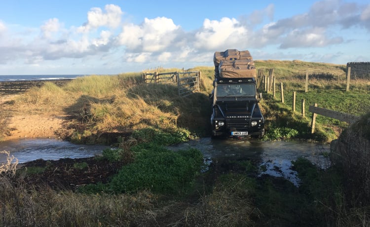 STEVENSON – Land Rover Defender 110 with Rooftop Tent & Awning | Fully Camp Ready