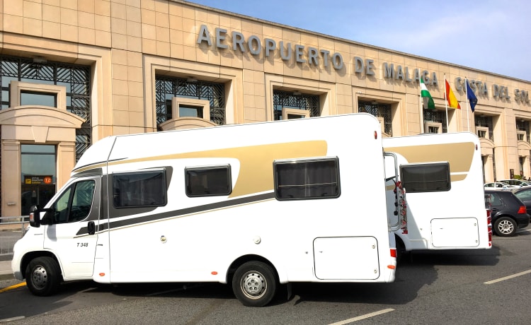 Carado T348 – Discover Spain with the camper!