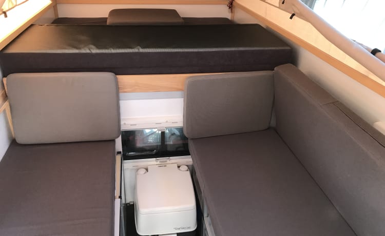 High luxe – Toyota Hilux 4x4 camper