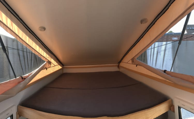 High luxe – Toyota Hilux 4x4 camper