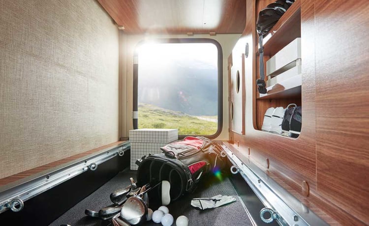 Carado T334 – 2 tot 5 Personen