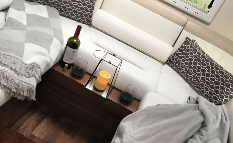 Jaggy Thistle – Jaggy Thistle Motorhome Hire no additional costs