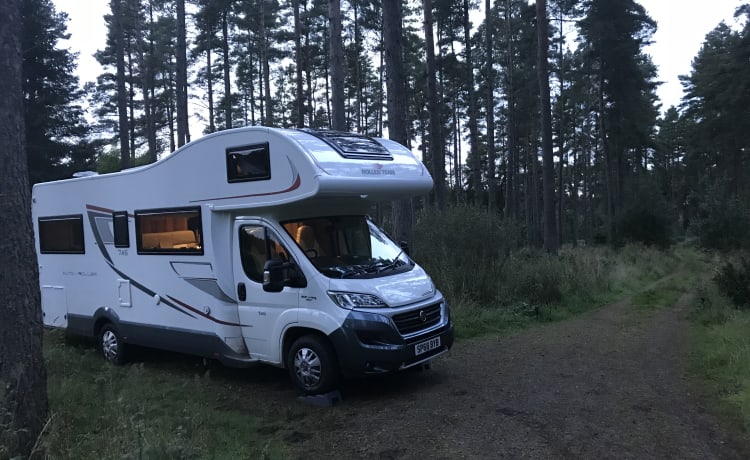 Jaggy Thistle – Jaggy Thistle Motorhome Hire no additional costs